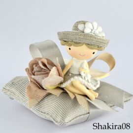 CUSCINO CON BIMBA  (CM 7,5X7,5XH. 7,5) SHAKIRA