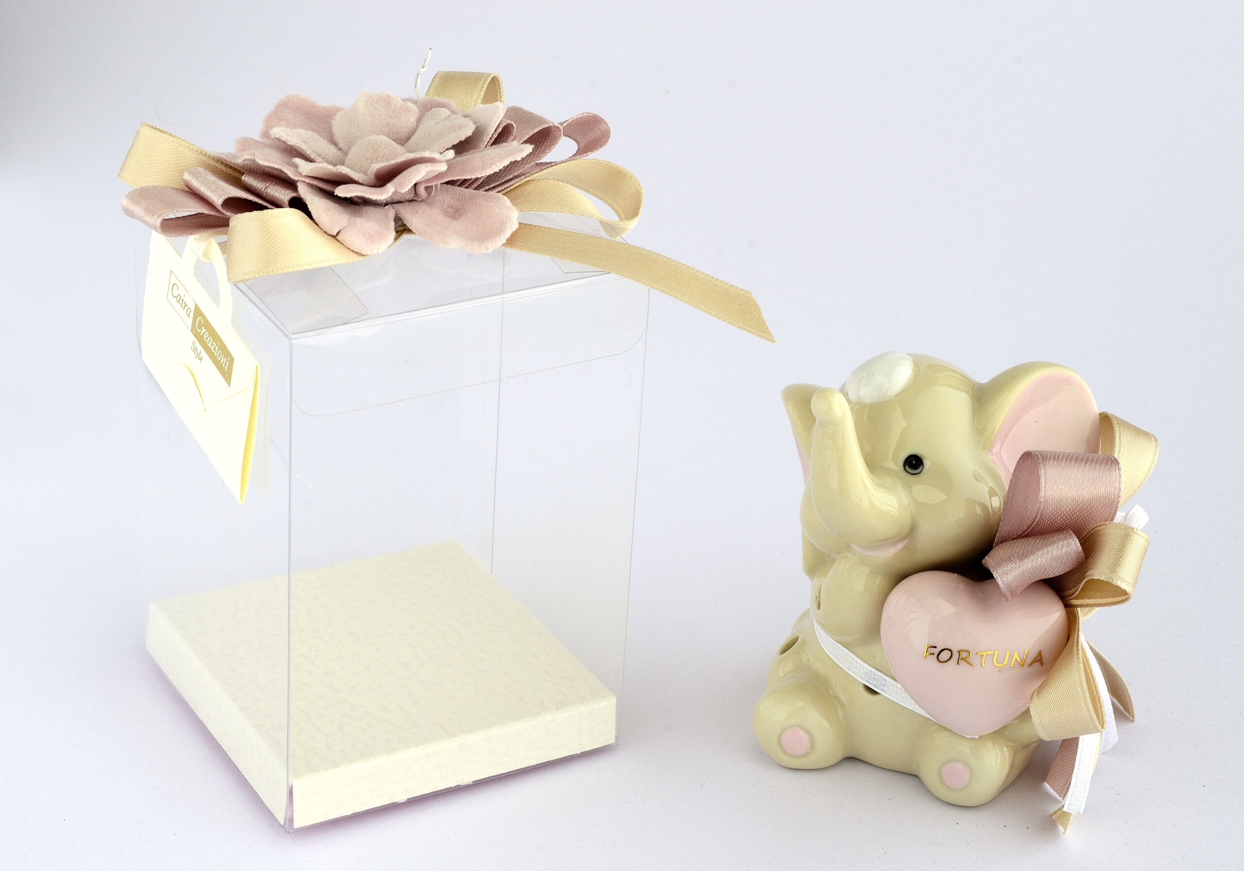 SCATOLA CON ELEFANTE LED ROSA (CM 7X7XH.12) SASHA SCATOLA CON ELEFANTE LED ROSA (CM 7X7XH.12) SASHA